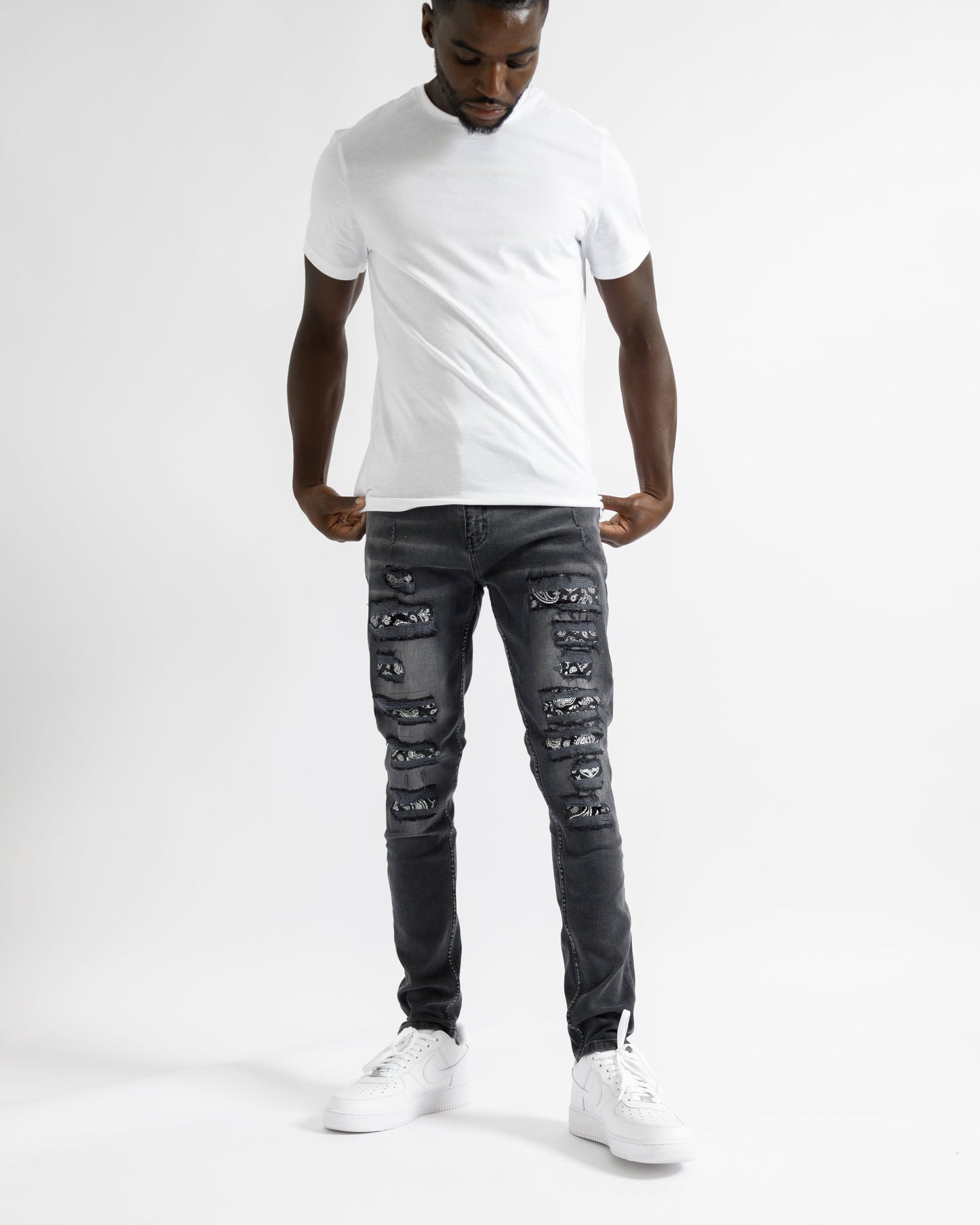 Magiri Bordeaux Bandana Distressed Jeans in Black